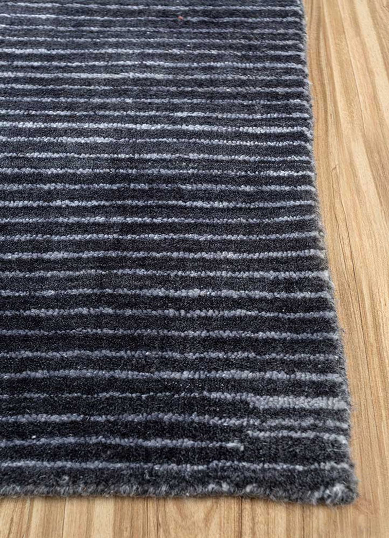 Wool Rug - 300 x 240 cm - silver