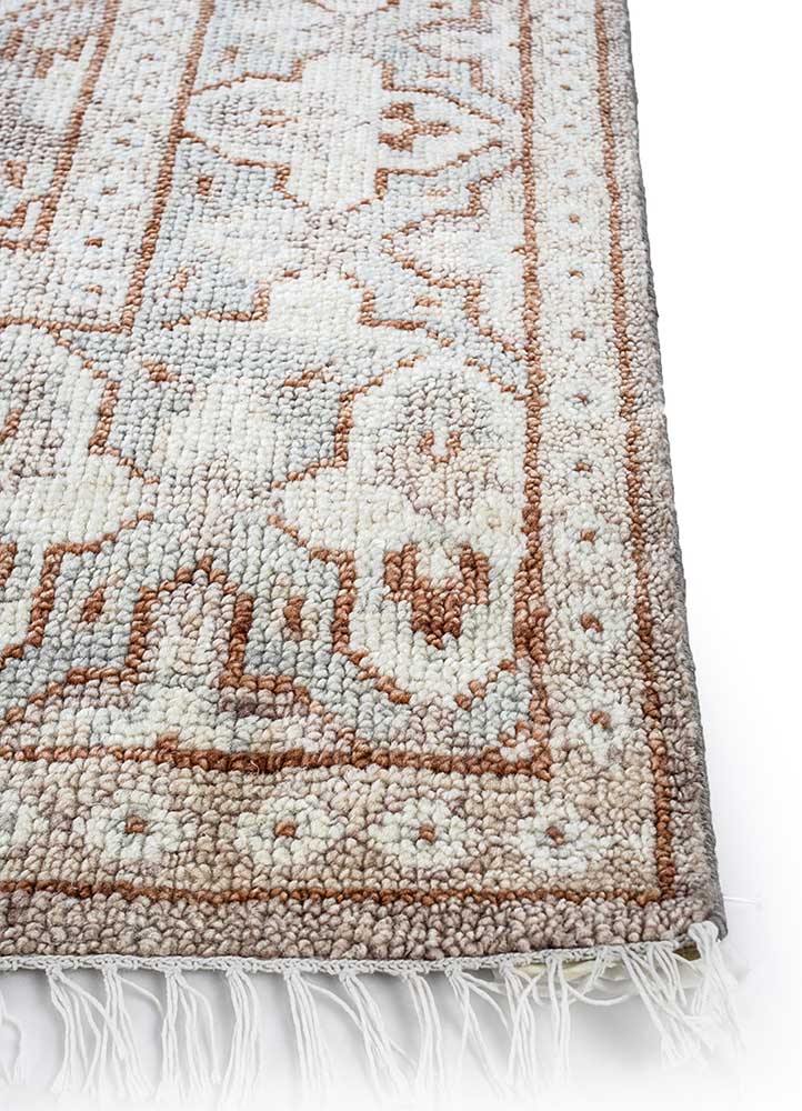 Wool Rug - 300 x 240 cm - orange