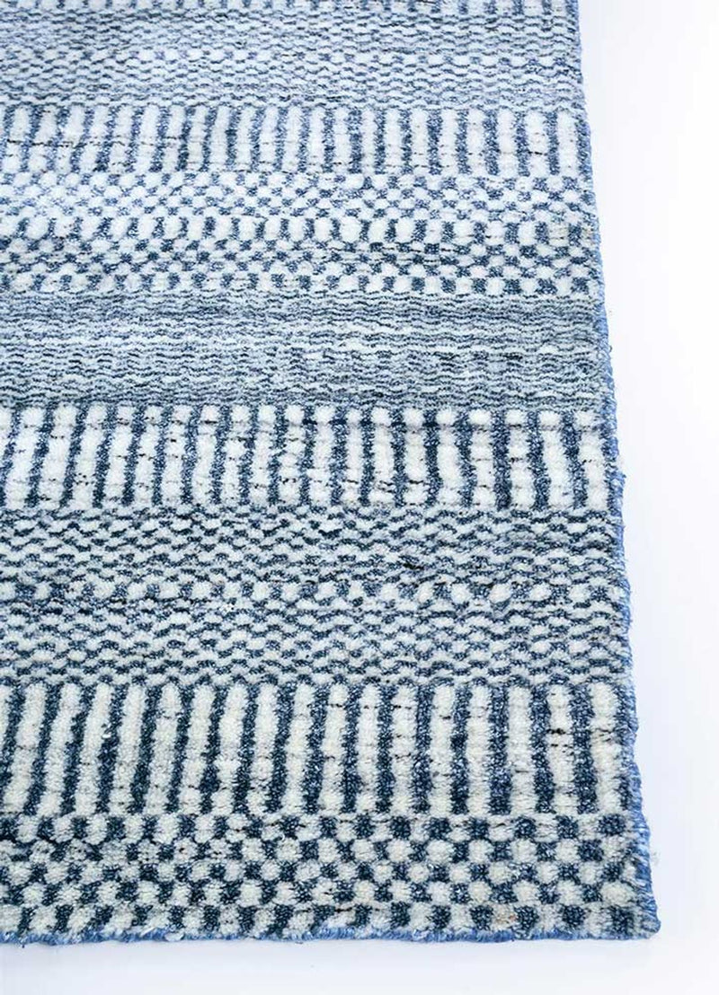 Wool Rug - 270 x 180 cm - blue