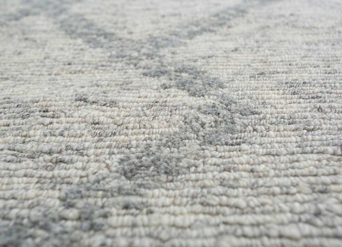 Wool Rug - 300 x 240 cm - silver