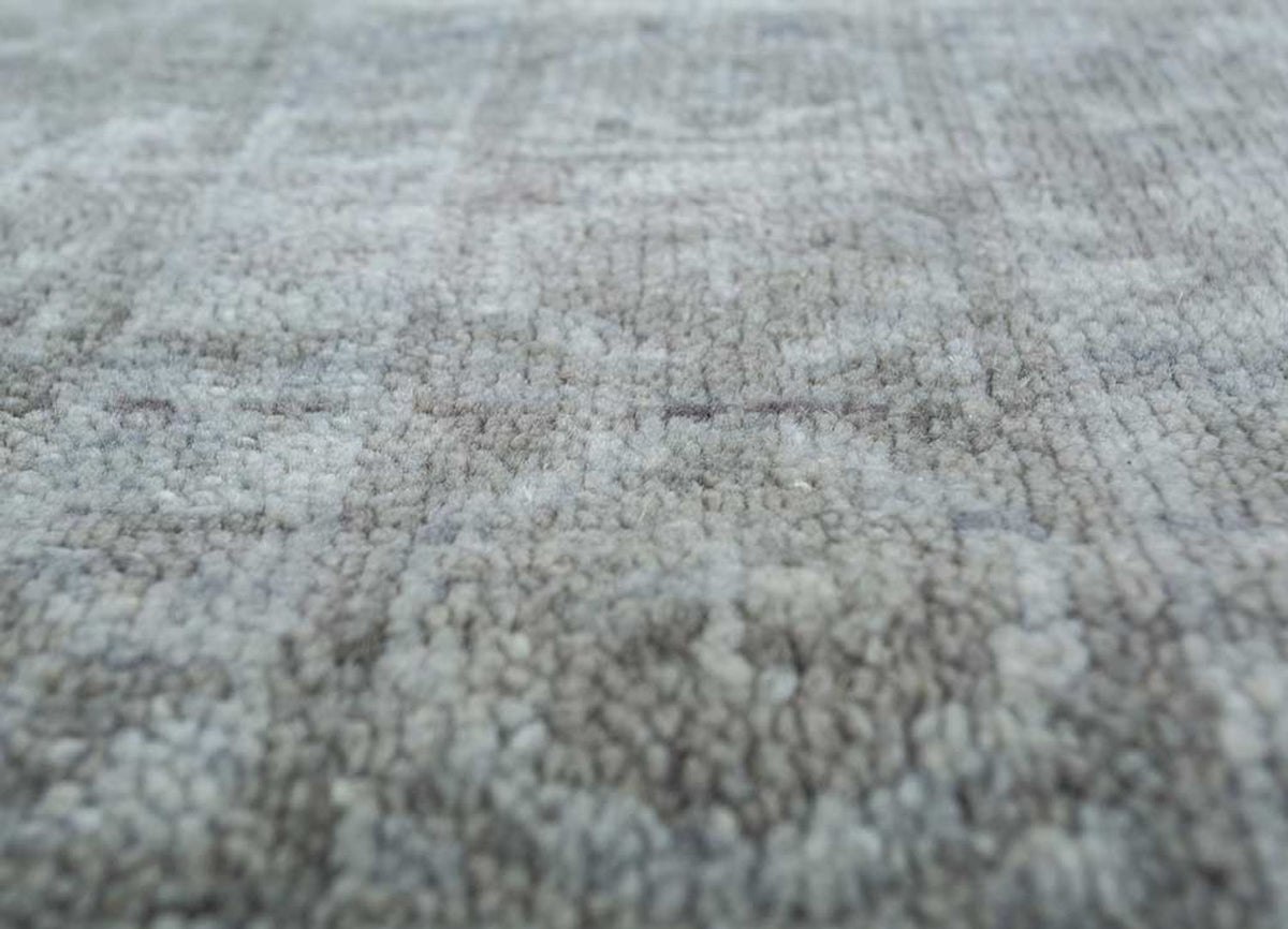 Wool Rug - 300 x 240 cm - grey
