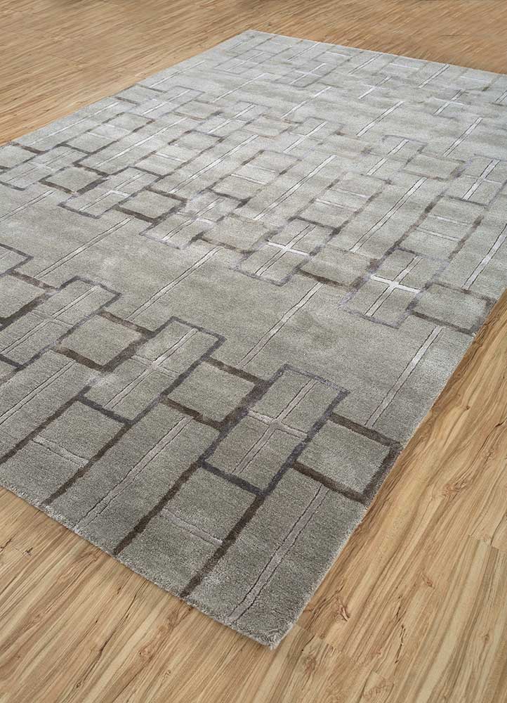 Wool Rug 270x180cm