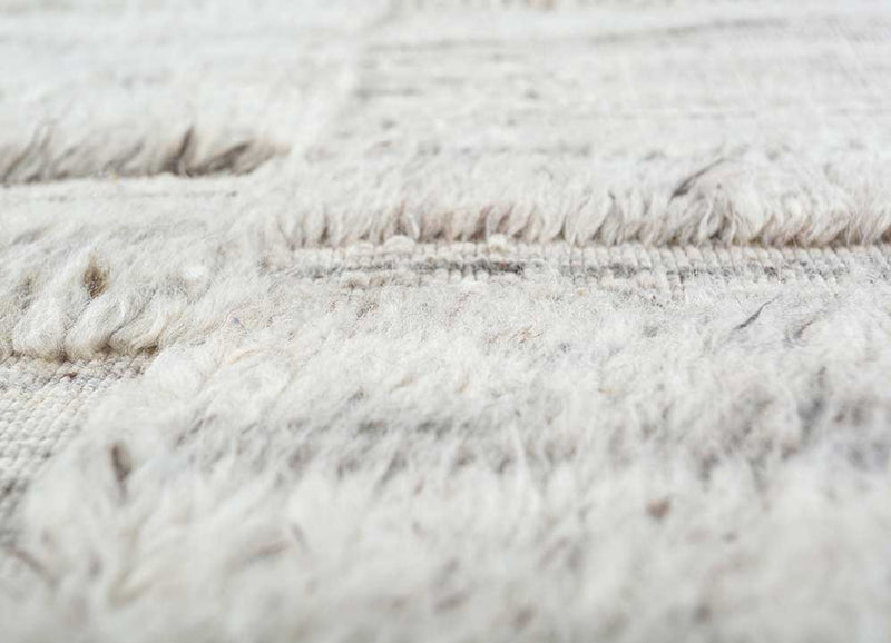 Wool Rug - 300 x 240 cm - white