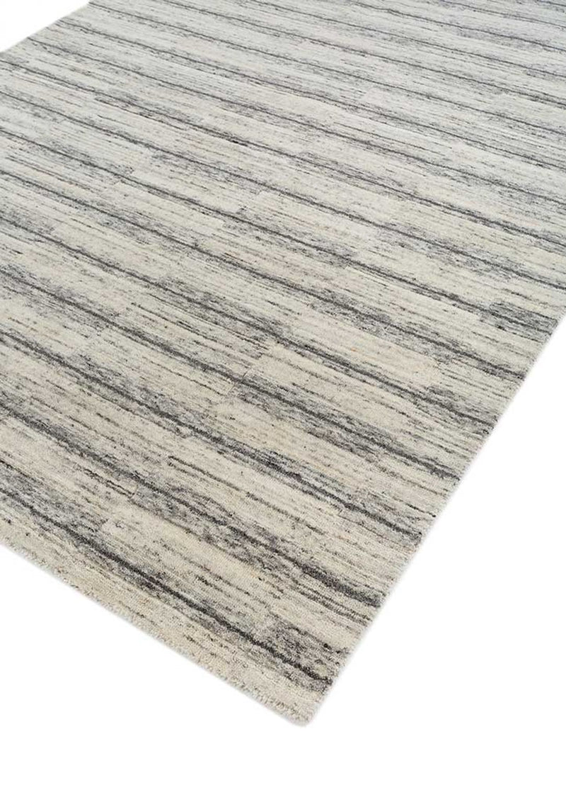 Wool Rug - 270 x 180 cm - cream