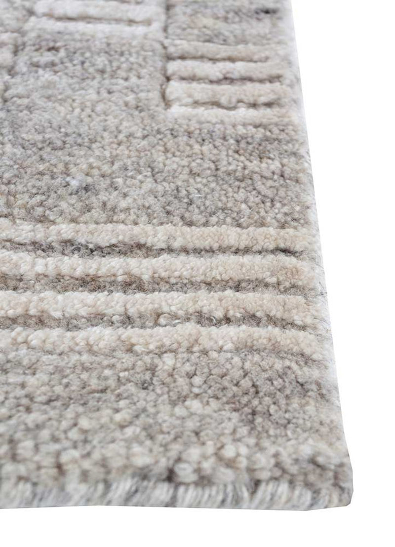 Wool Rug - 300 x 240 cm - beige