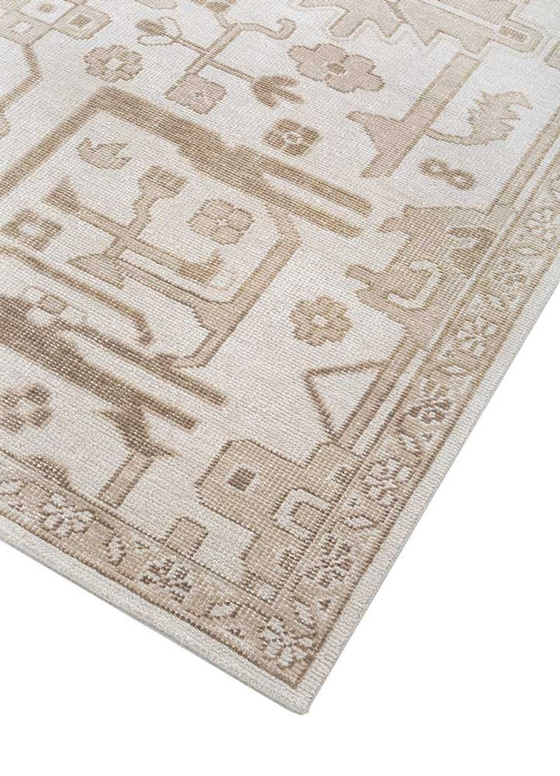 Wool Rug - 300 x 240 cm - white