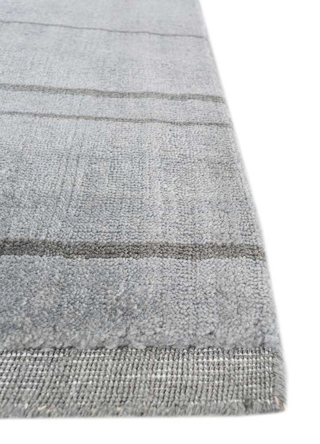 Rug 240x150cm