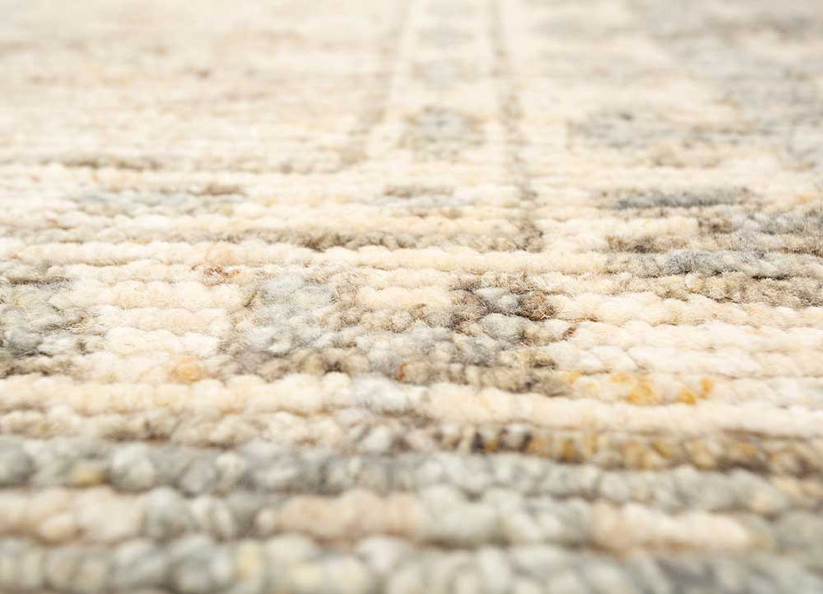 Wool Rug - 300 x 240 cm - white