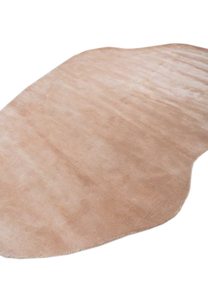 Designer Rug other shape  - 225 x 150 cm - orange