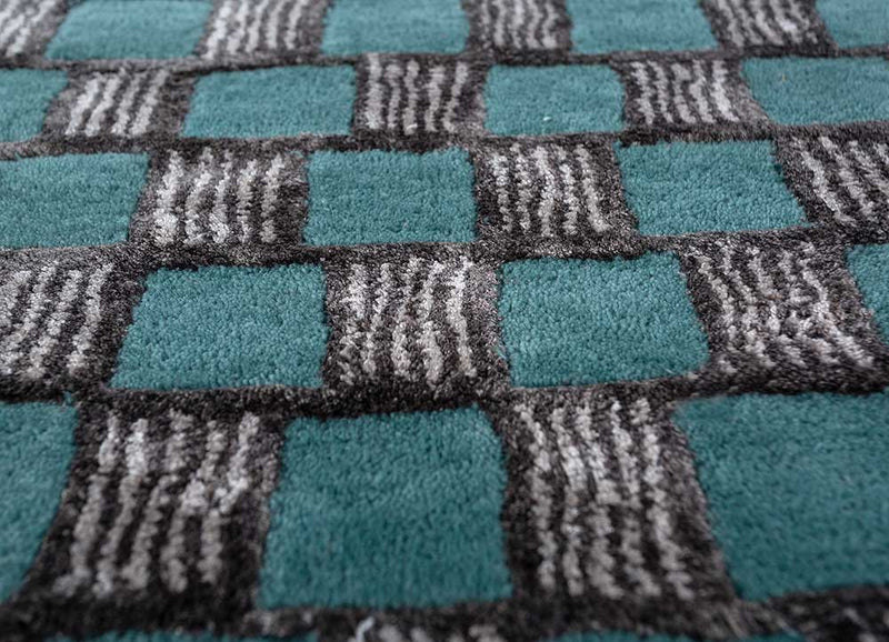 Wool Rug 270x180cm