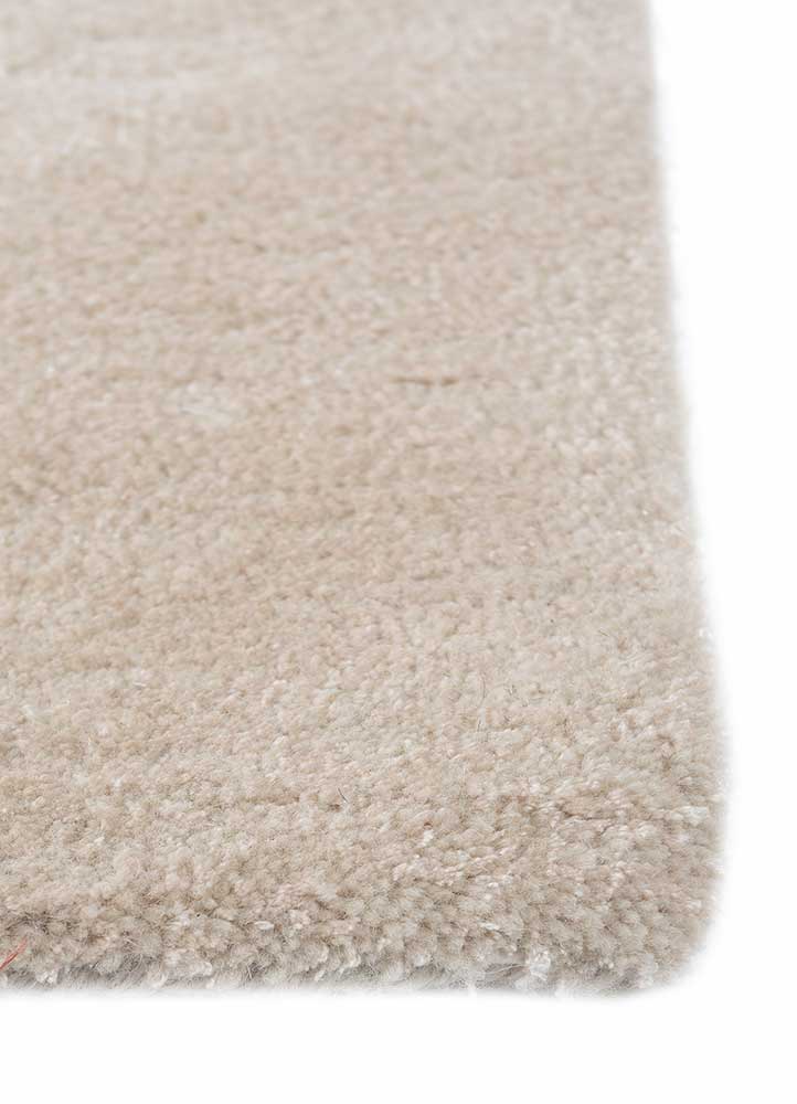 Wool Rug 270x180cm