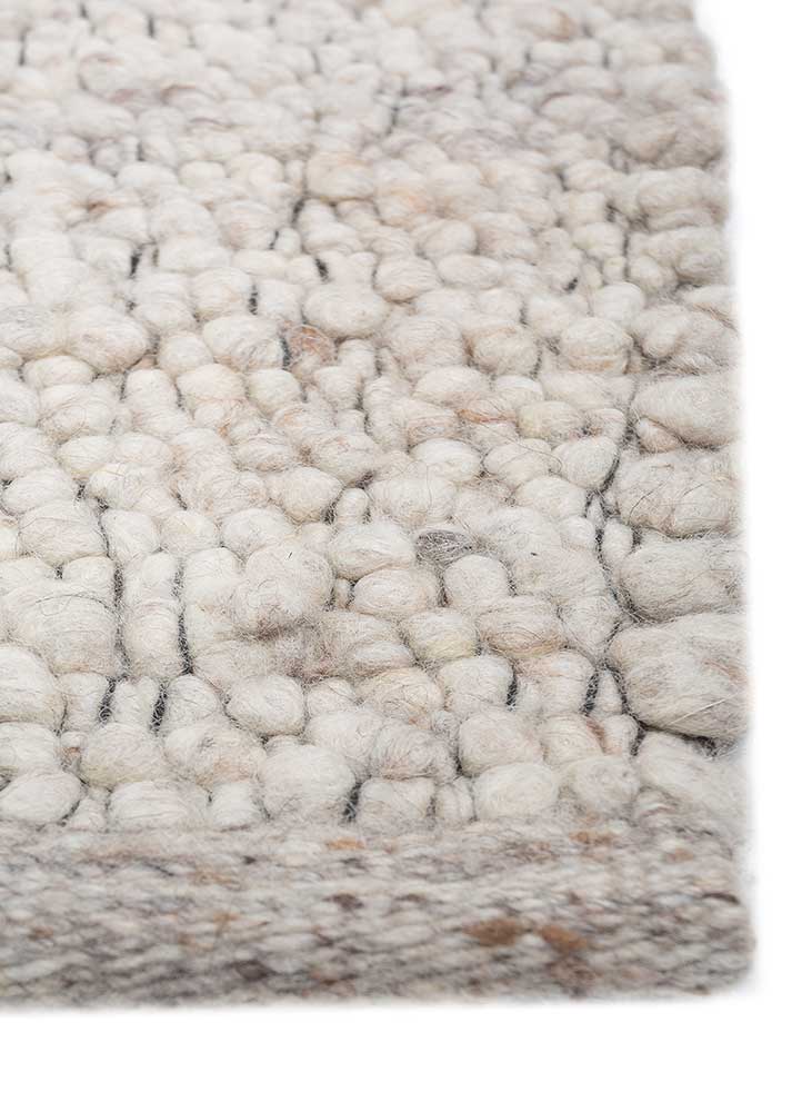Wool Rug - 240 x 180 cm - cream