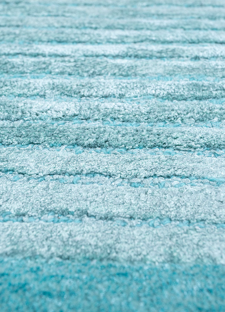 Designer Rug other shape  - 210 x 150 cm - turquoise