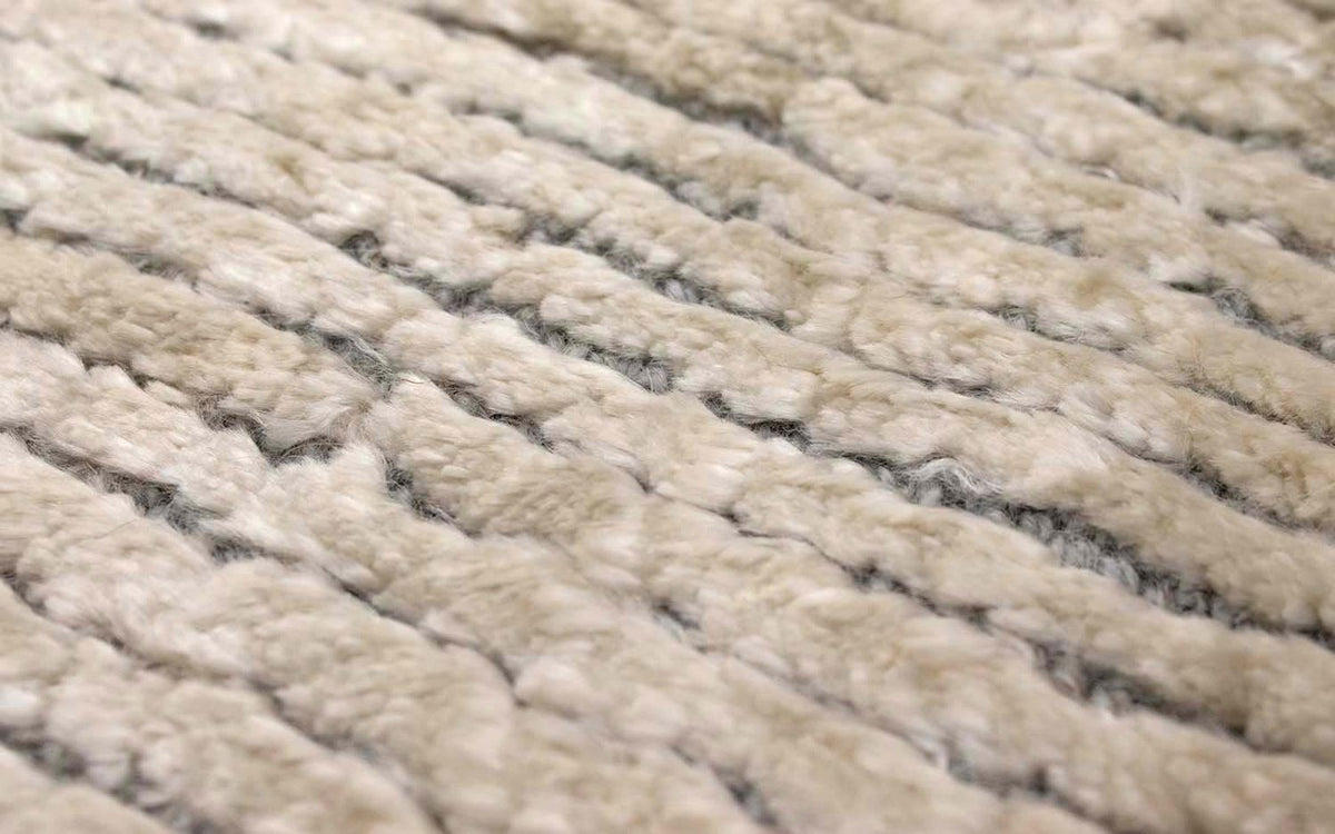 Viscose Rug - 95 x 66 cm - beige