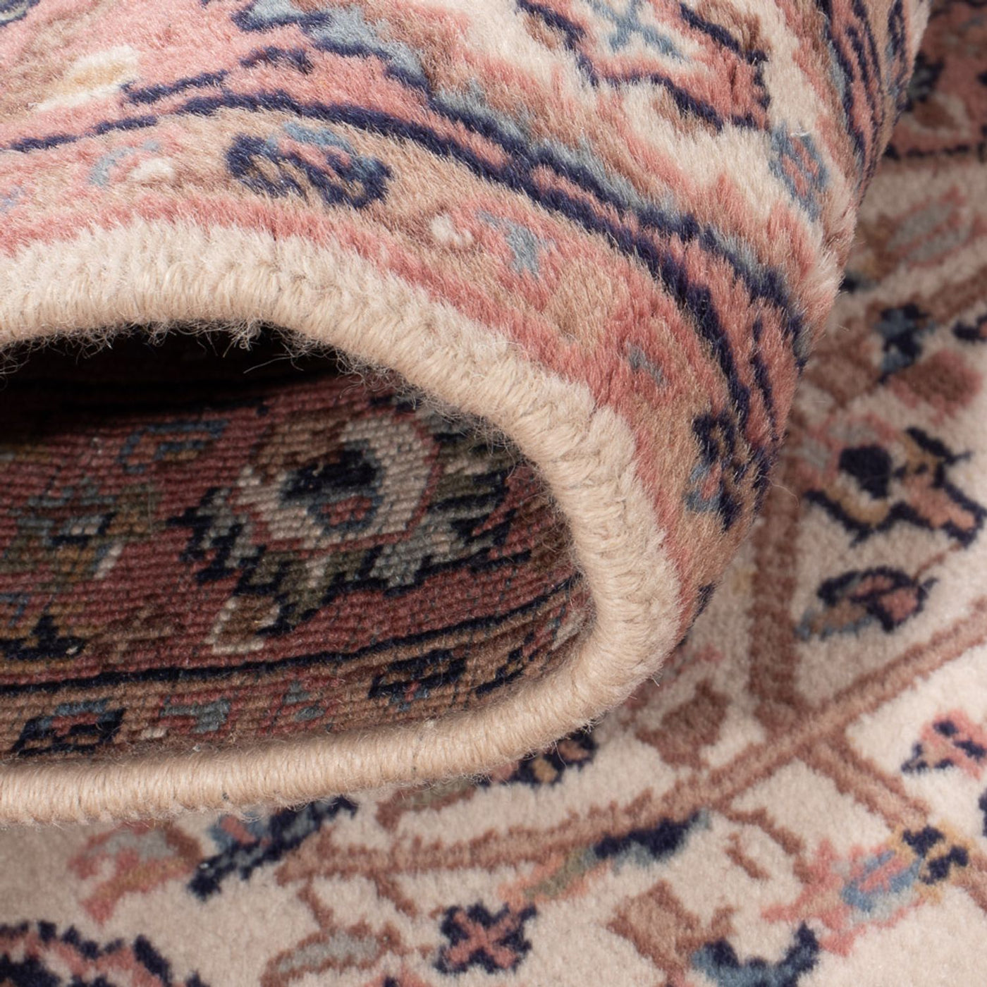 Sarough Rug 124x78cm - Persian Rugs