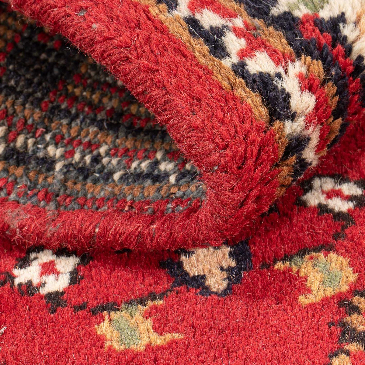 Oriental Rug - 140 x 70 cm - red