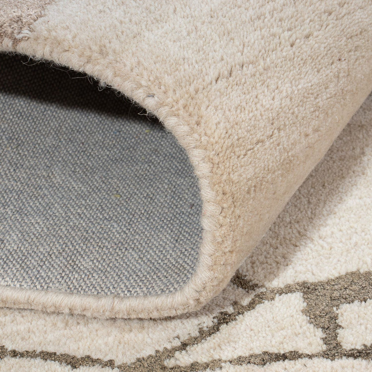 Designer Rug - 242 x 152 cm - beige