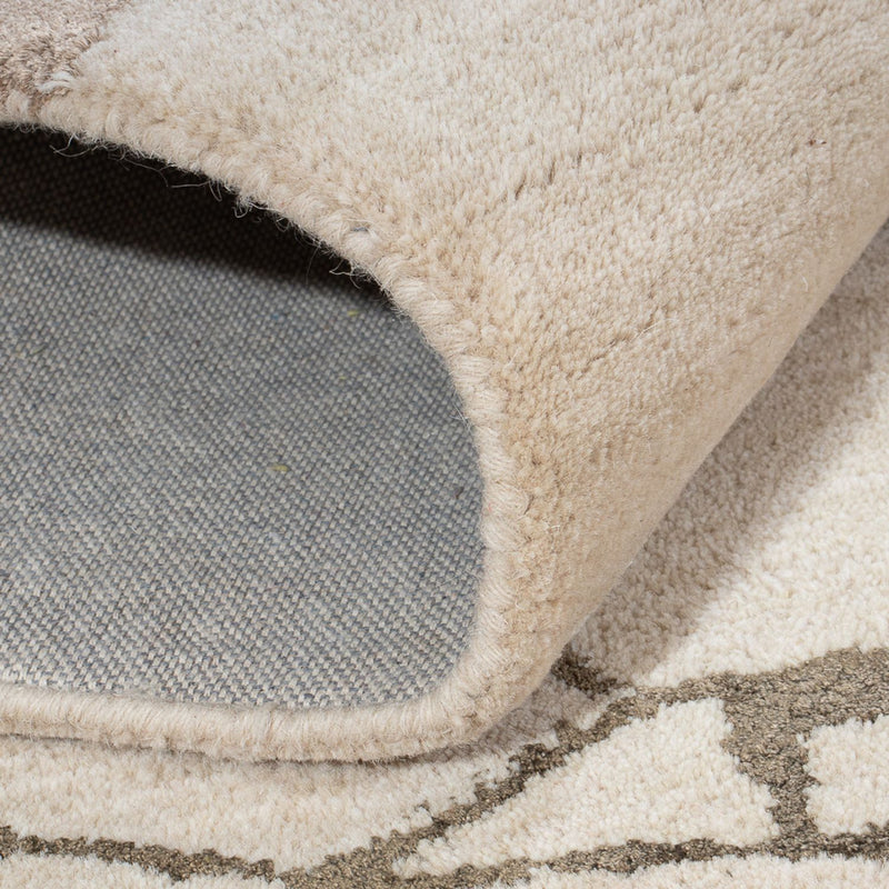 Designer Rug - 242 x 152 cm - beige