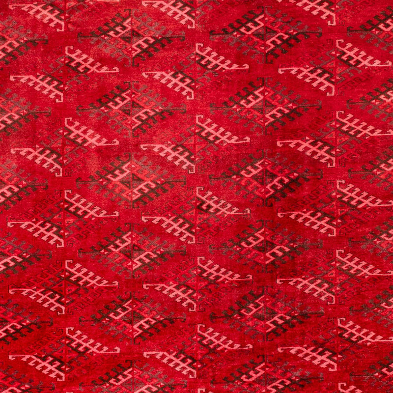 Oriental Rug - 323 x 279 cm - red