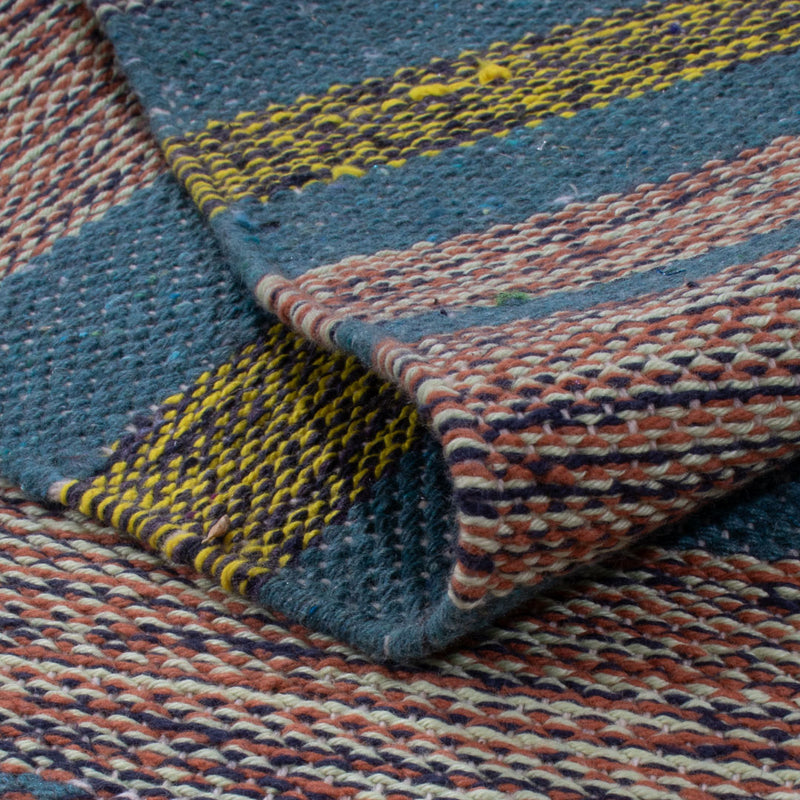 Modern Kilim Rug 90x60cm