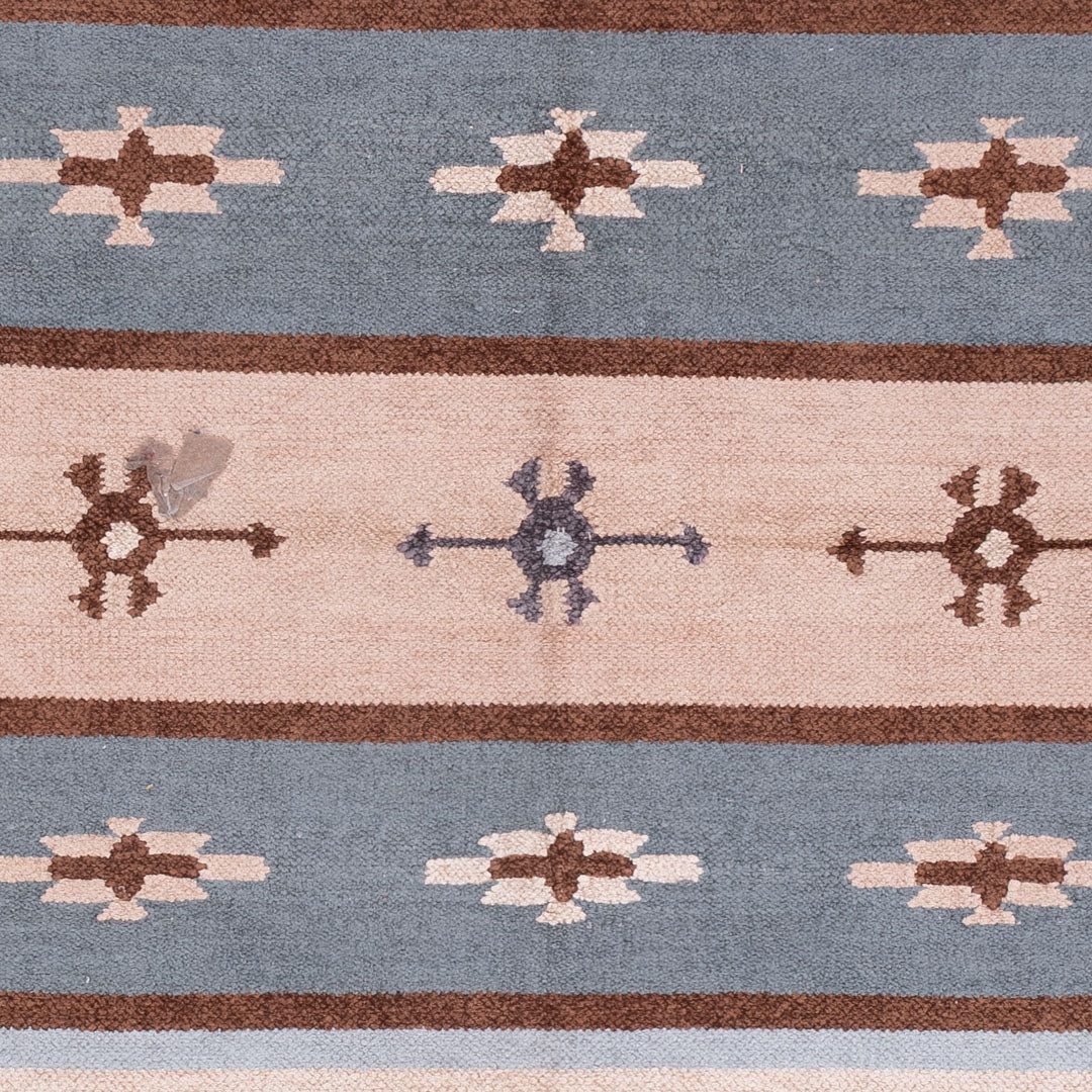 Modern Kilim Rug 200x140cm