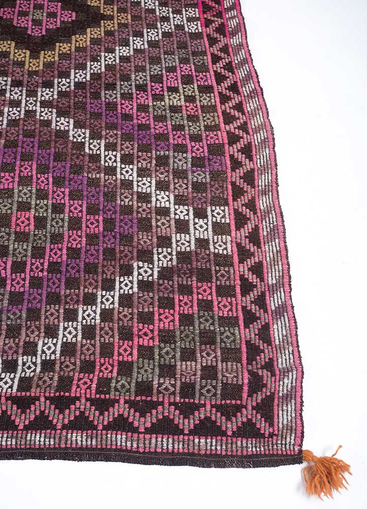 Wool Rug - 300 x 180 cm - beige