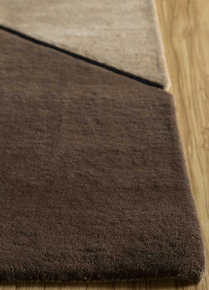 Wool Rug other shape  - 240 x 170 cm - beige