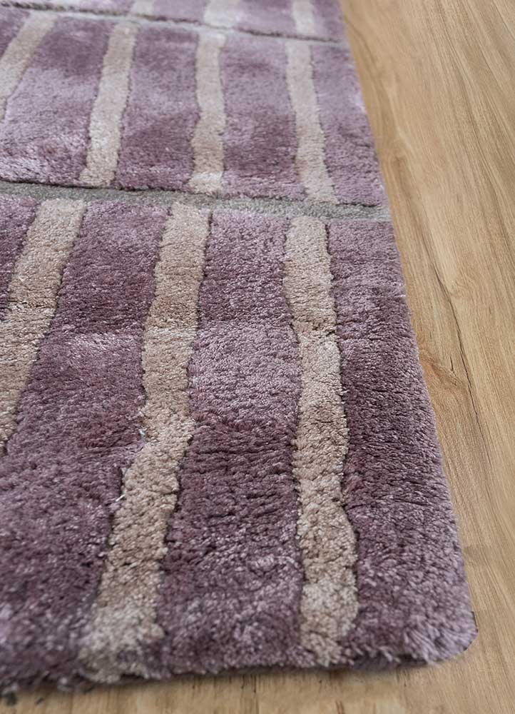 Designer Rug - 270 x 180 cm - purple