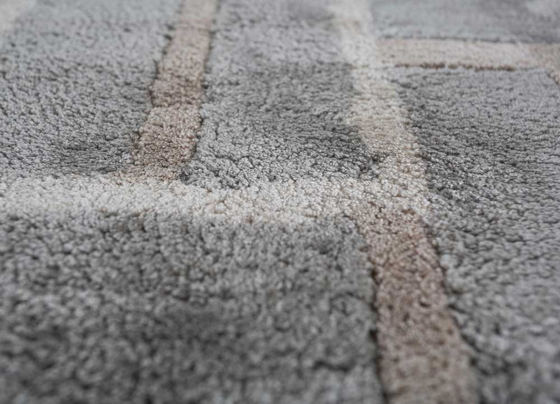 Designer Rug - 270 x 180 cm - grey