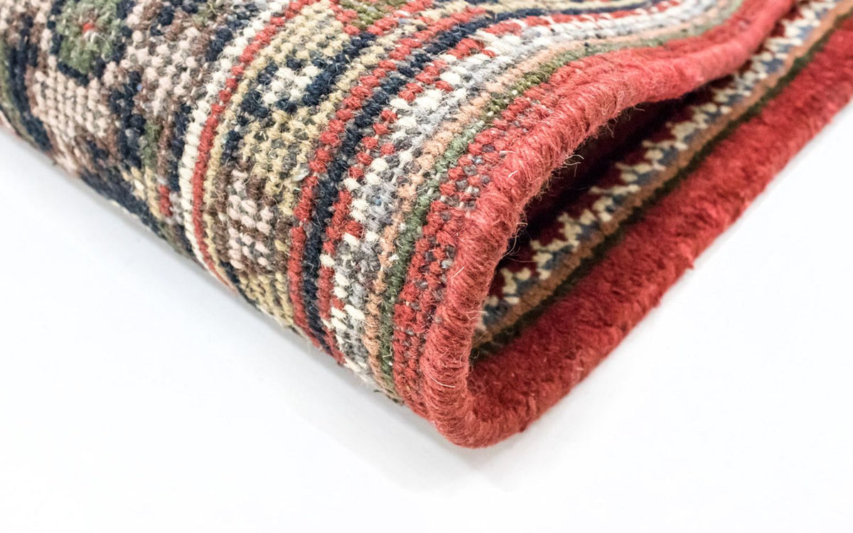 Oriental Rug - 90 x 60 cm - red