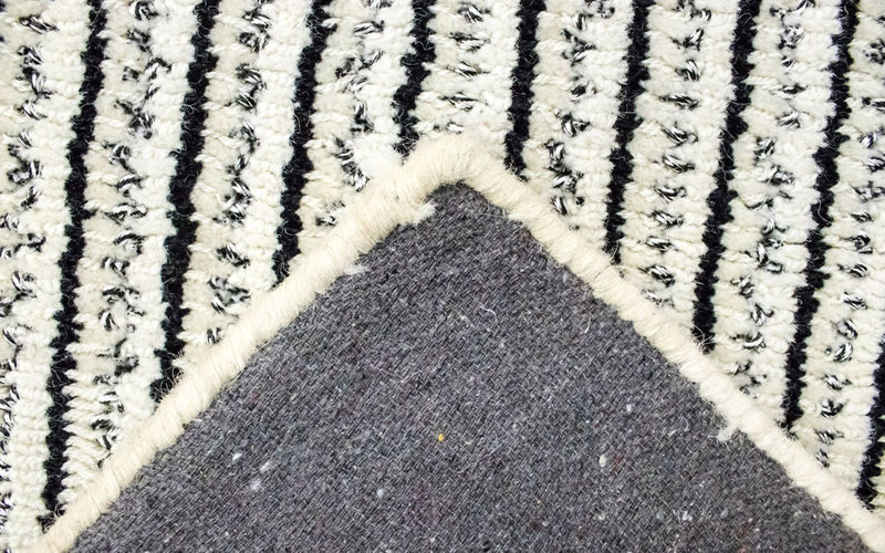 Wool Rug - 145 x 80 cm - multicolored