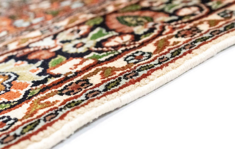Kashmir Silk Rug 125x83cm - Oriental Rug