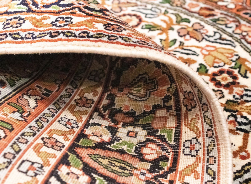 Kashmir Silk Rug 125x83cm - Oriental Rug
