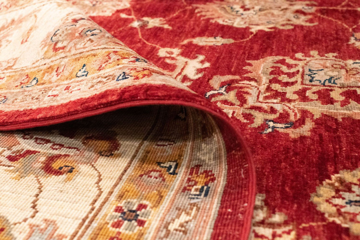 Ziegler Rug - 342 x 252 cm - red