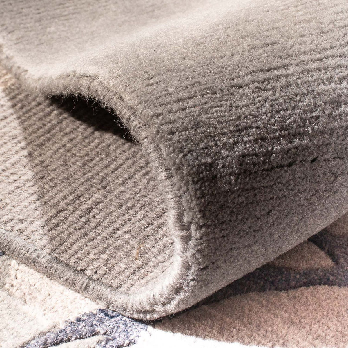 Designer Rug - 303 x 207 cm - dark grey