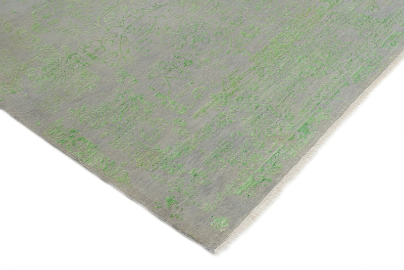 Designer Rug - 259 x 183 cm - light green