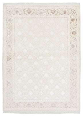 Oriental Rug - 240 x 176 cm - white