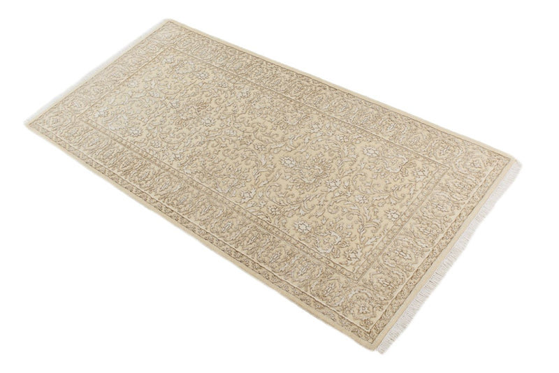 Oriental Rug - 144 x 73 cm - light beige