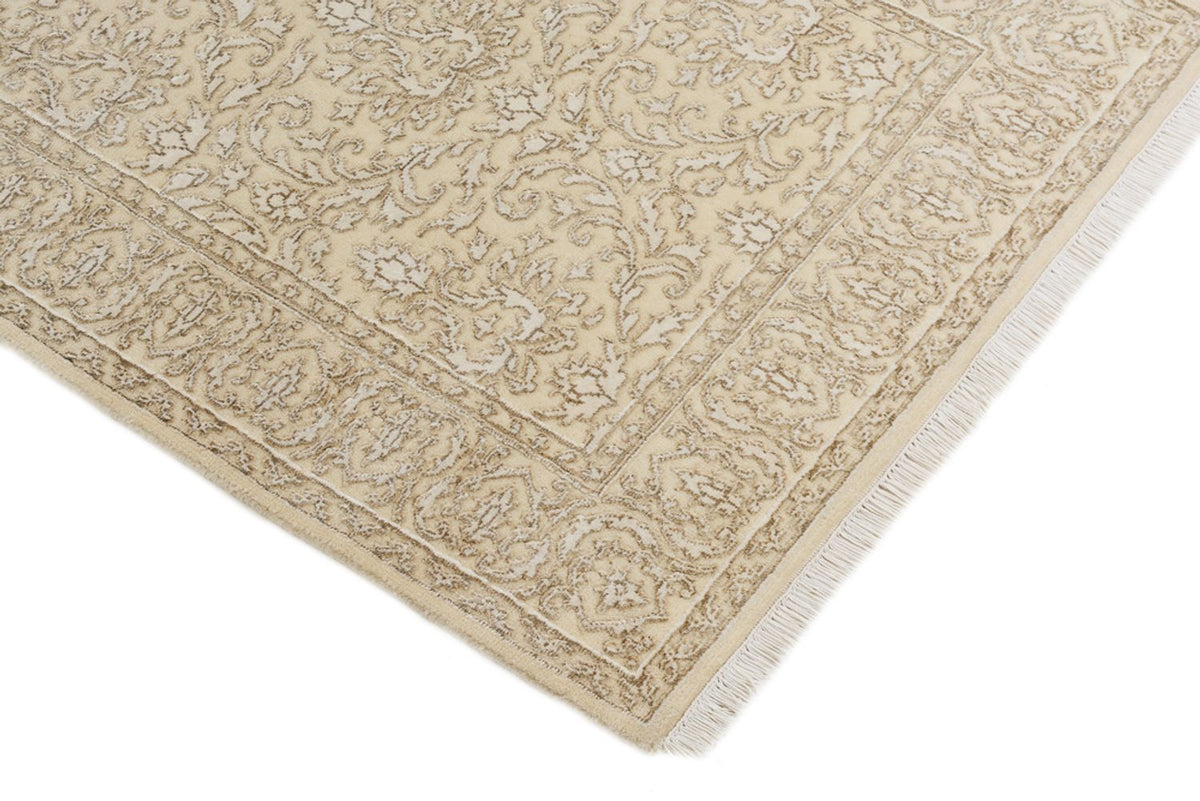 Oriental Rug - 144 x 73 cm - light beige