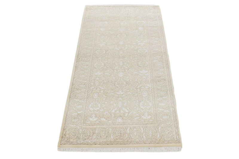 Oriental Rug - 144 x 73 cm - light beige
