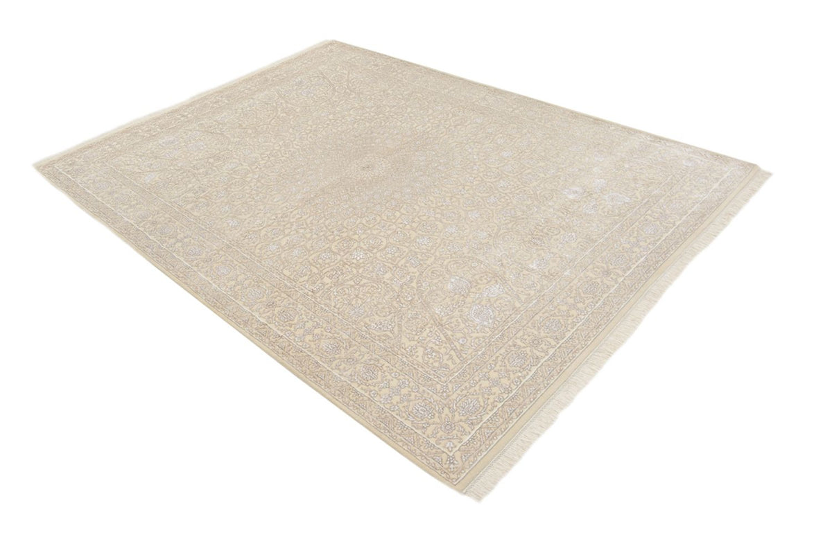 Oriental Rug - 241 x 176 cm - cream