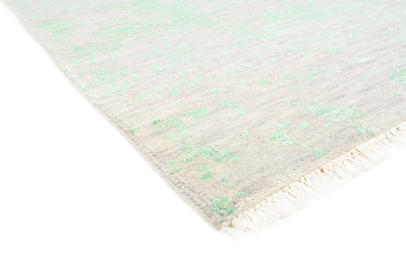 Designer Rug - 244 x 171 cm - light green