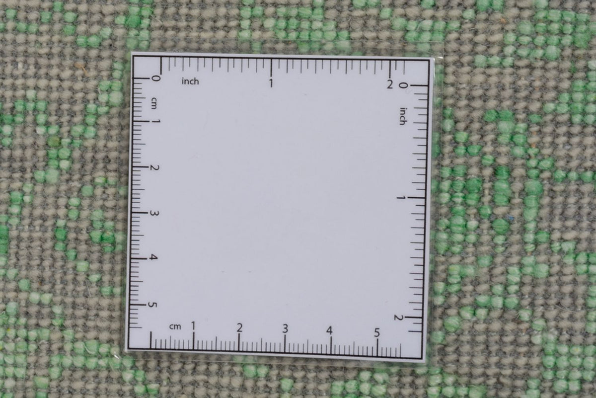 Designer Rug - 244 x 171 cm - light green