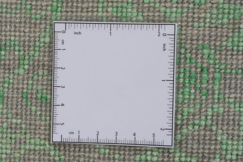 Designer Rug - 244 x 171 cm - light green