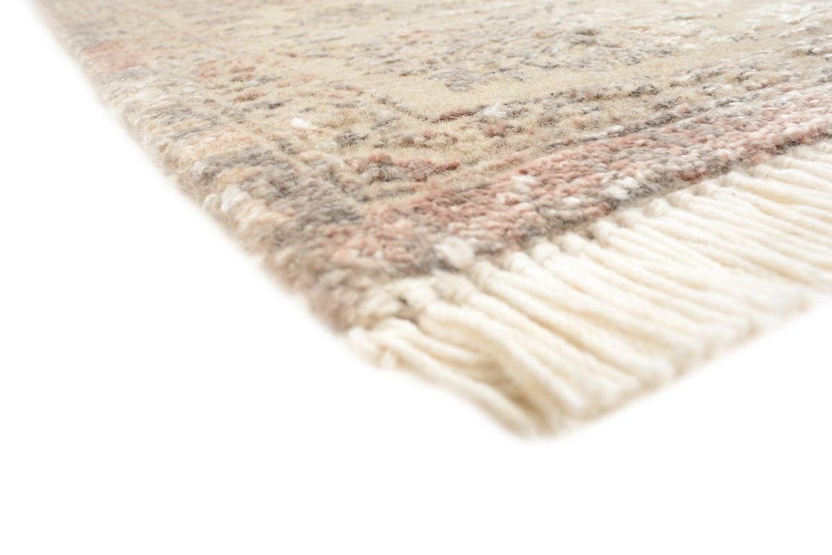 Designer Rug - 183 x 124 cm - light beige