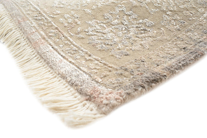 Designer Rug - 183 x 124 cm - light beige