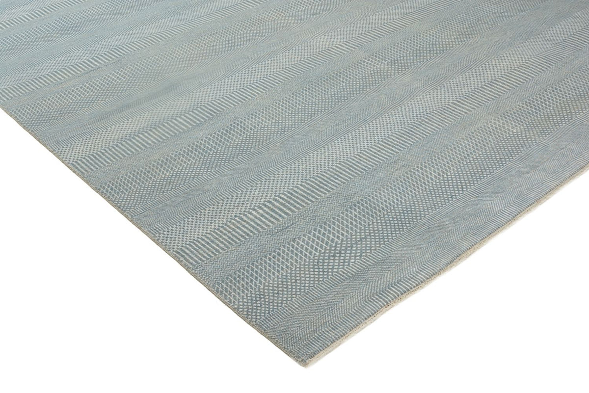 Designer Rug - 313 x 243 cm - light blue