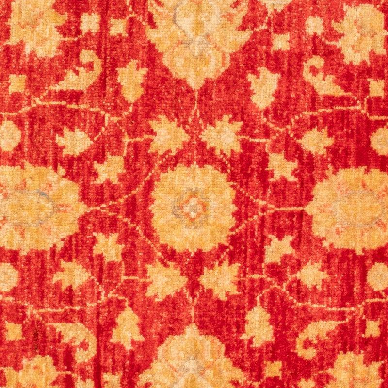 Ziegler Rug round  - 96 x 99 cm - red
