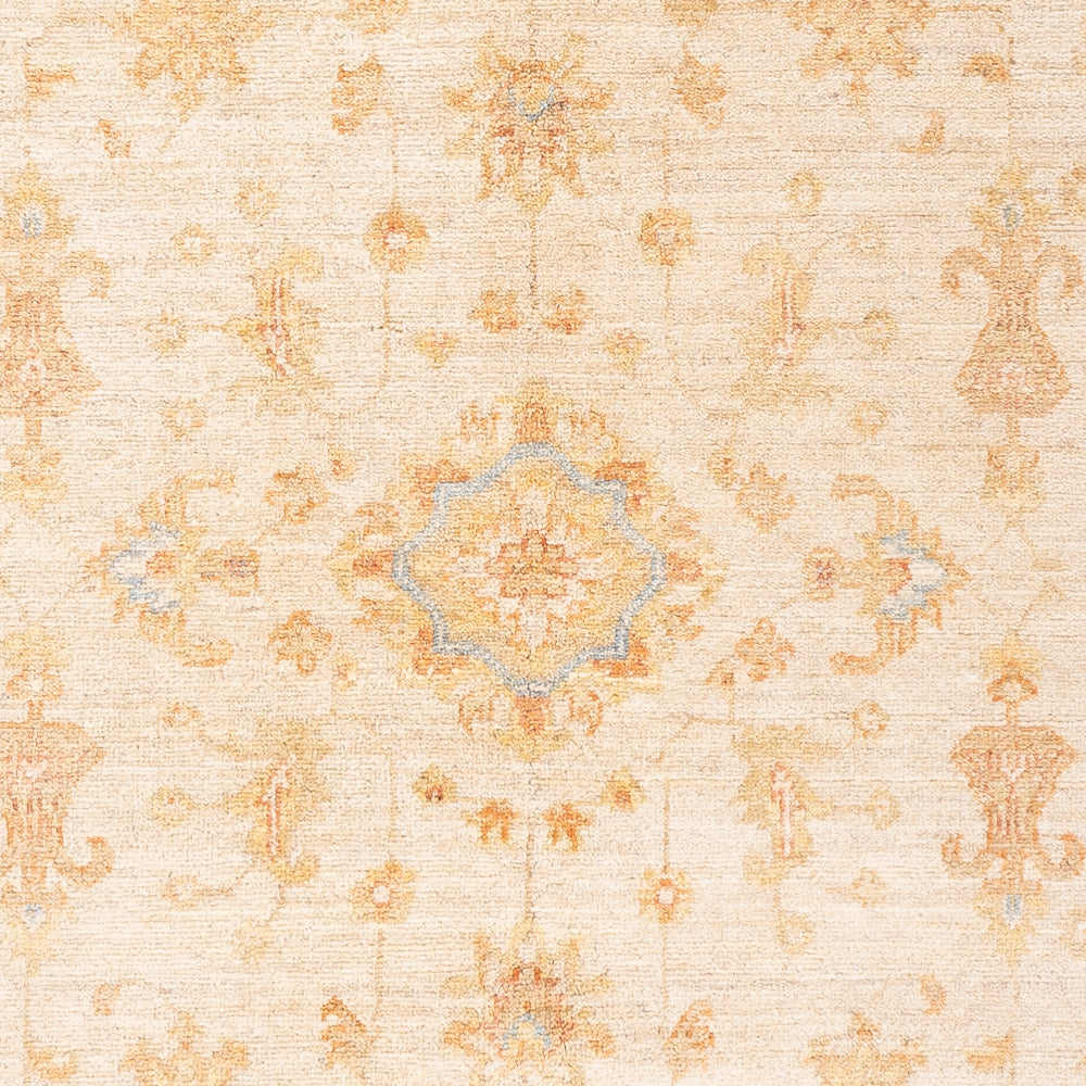 Ziegler Rug - 181 x 122 cm - beige