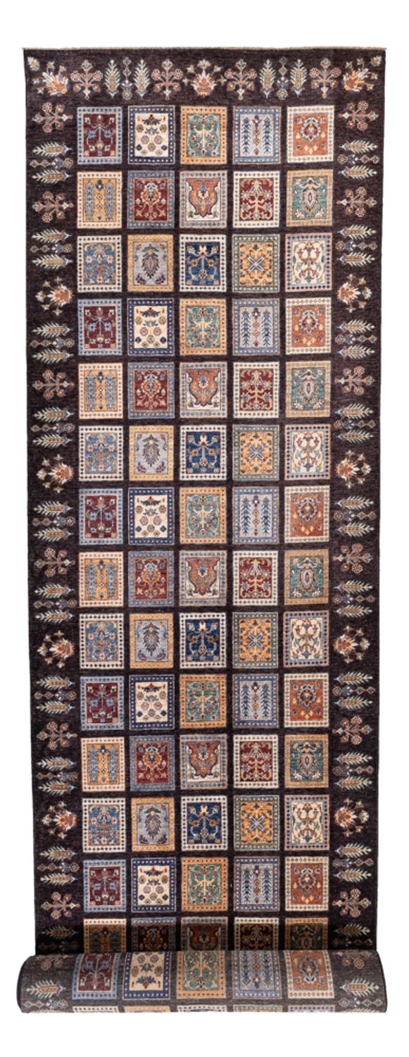 Bakhtiari Rug 687x155cm - Oriental Rug